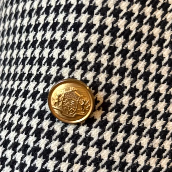 Black & White Houndstooth Ladies Blazer, size 12P - Picture 3 of 6